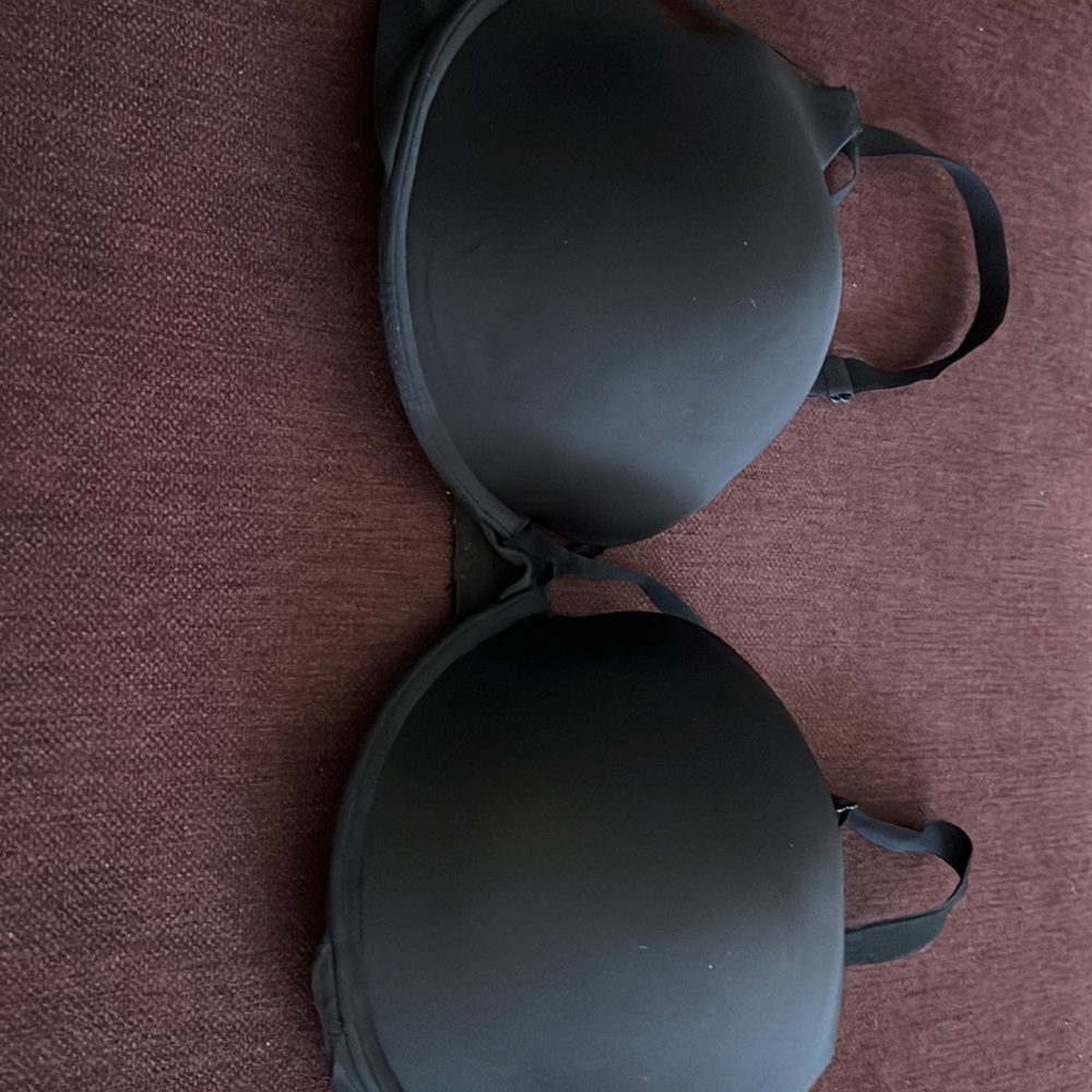 Victoria Secret Push-Up Bra 36 DD Black
